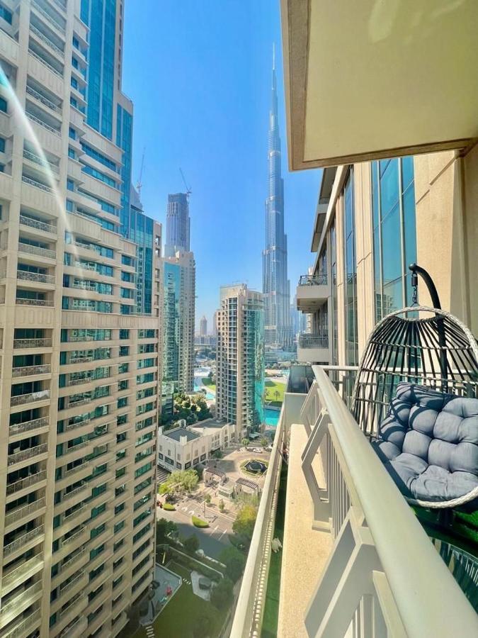 First Class 2Br With Burj Khalifa & Downtown View Dubai Exterior photo