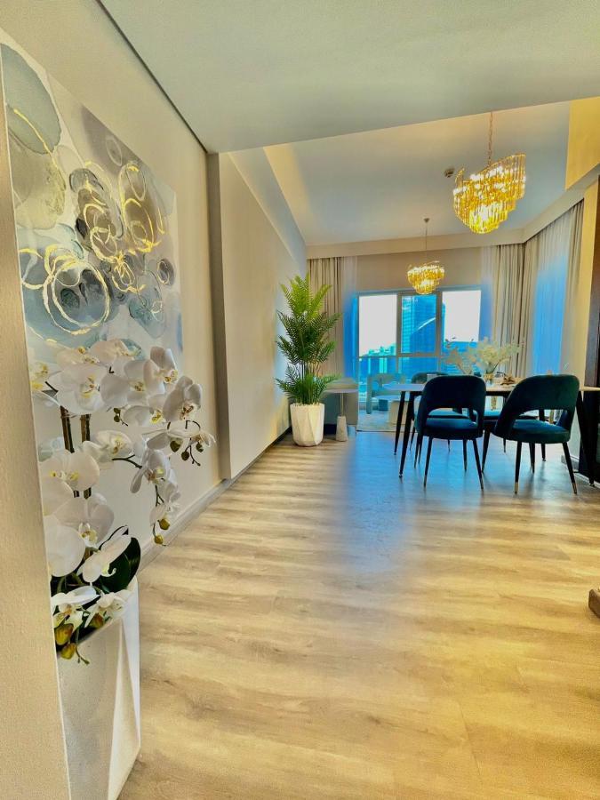 First Class 2Br With Burj Khalifa & Downtown View Dubai Exterior photo