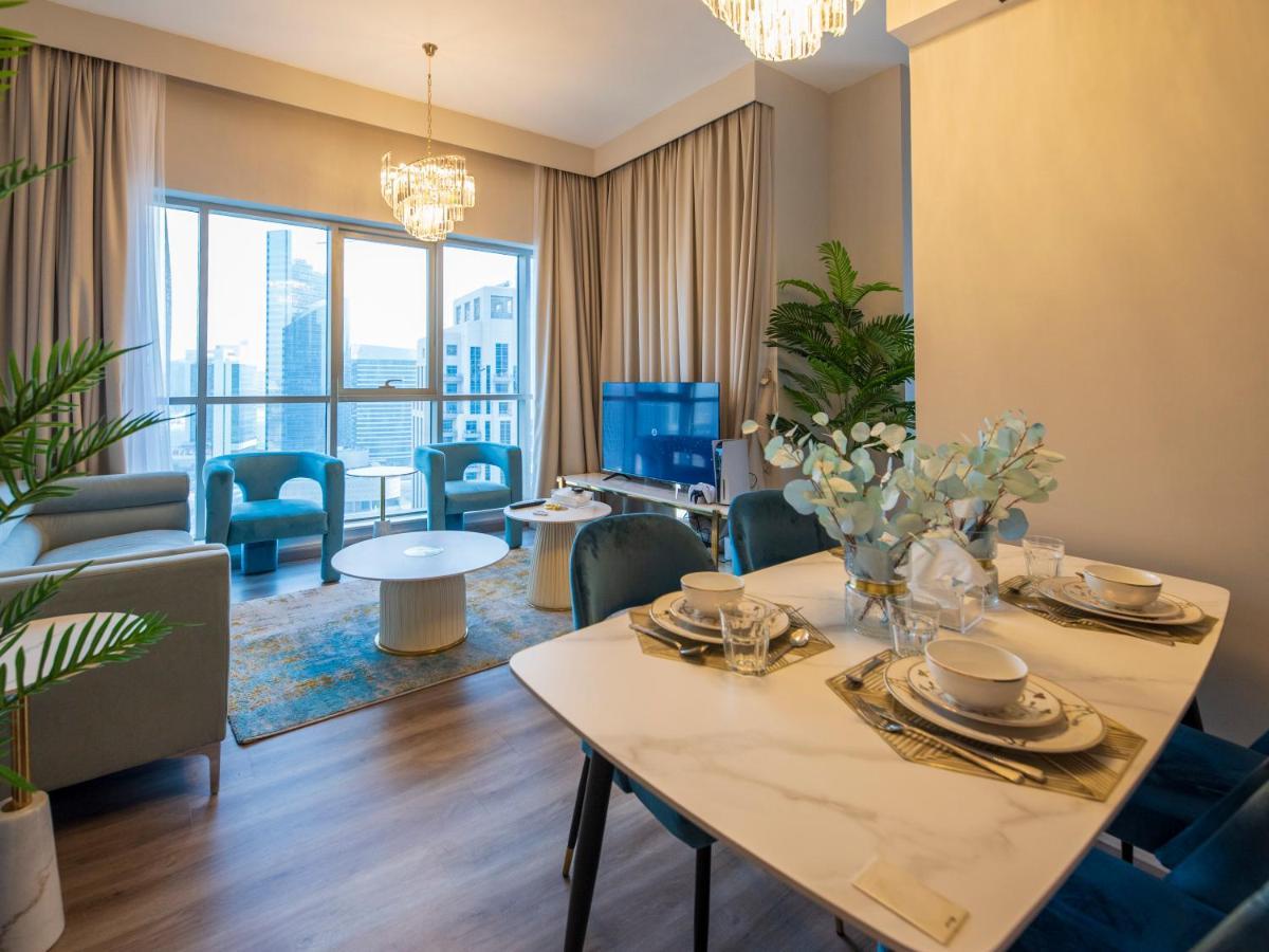 First Class 2Br With Burj Khalifa & Downtown View Dubai Exterior photo