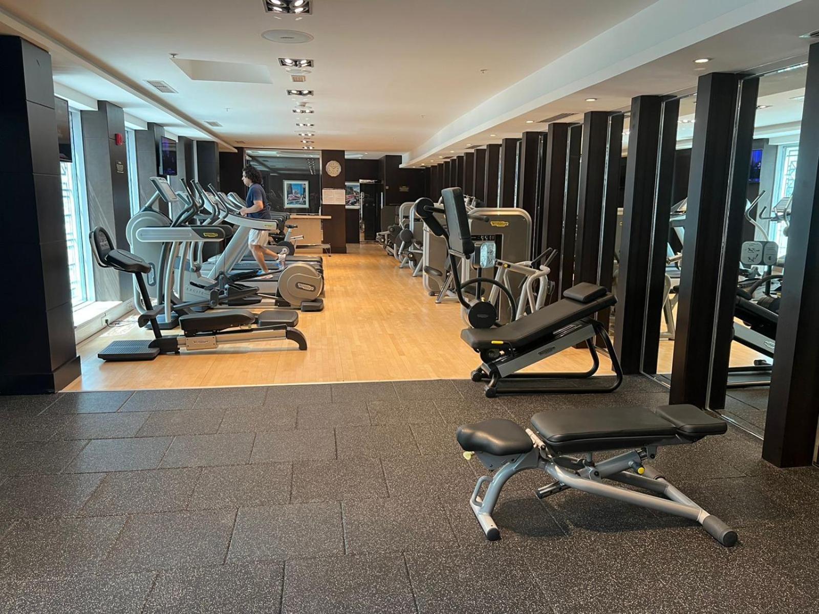 First Class 2Br With Burj Khalifa & Downtown View Dubai Exterior photo