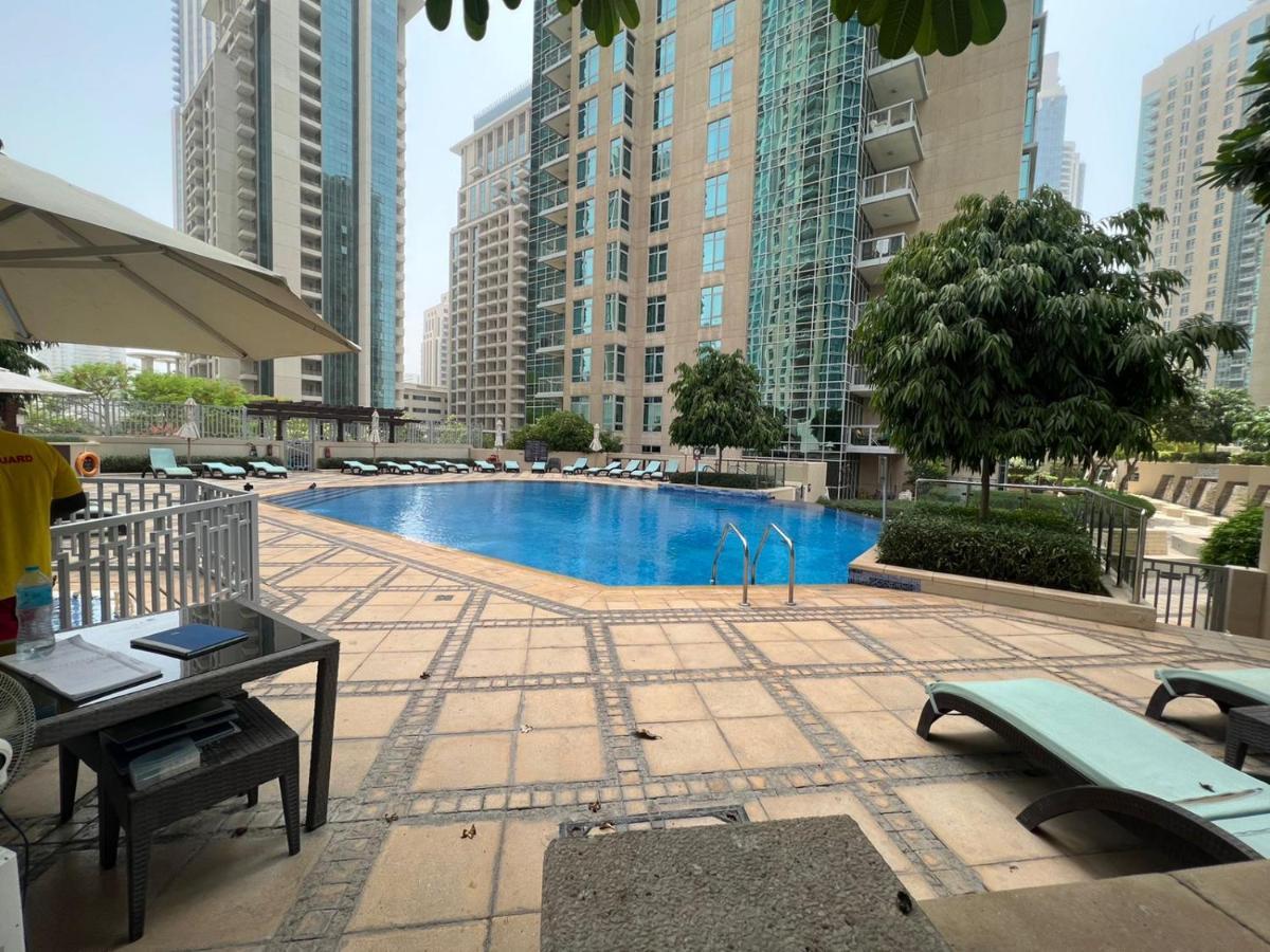 First Class 2Br With Burj Khalifa & Downtown View Dubai Exterior photo